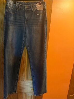 Falls Creek Women's mid rise Dark Wash Straight stretch Jeans (8)